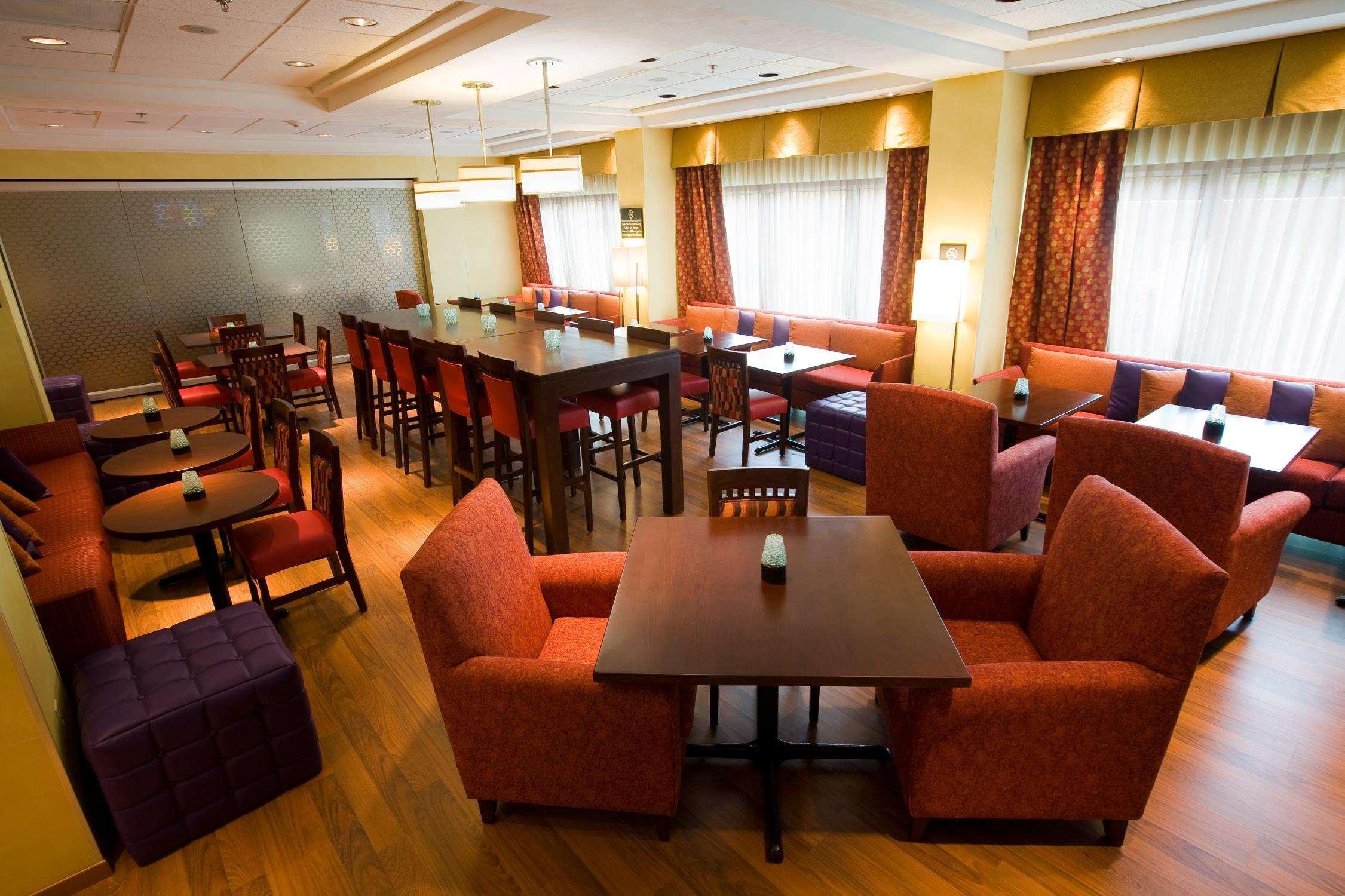 Hampton Inn By Hilton Guadalajara-Aeropuerto Las Pintas Экстерьер фото